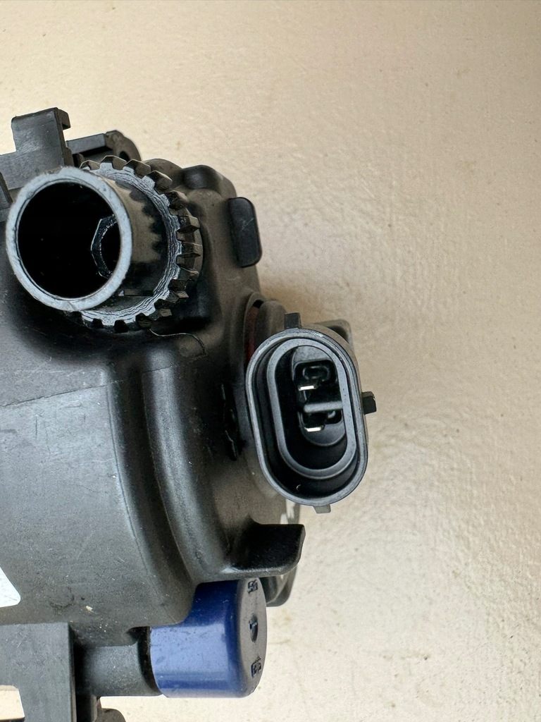 фото №10, Suzuki swift 6 vi 17-24r лампа протитуманна обшивка універсальна