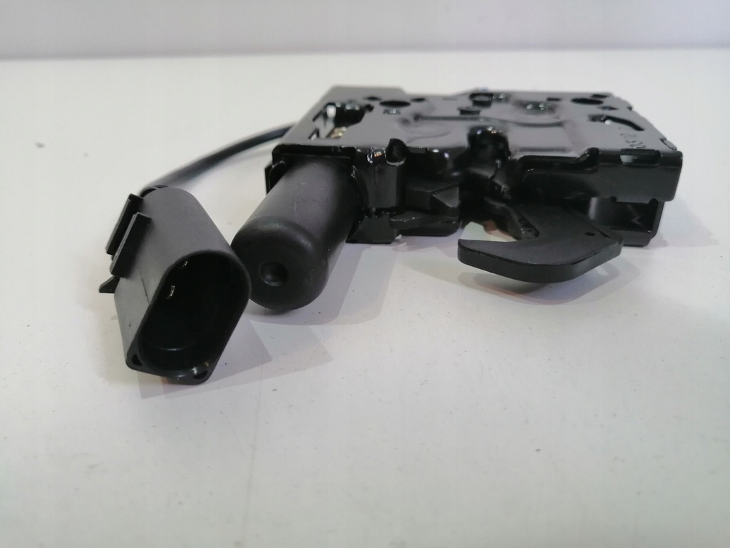 фото №5, Audi a6 c8 4k0 замок капот новий