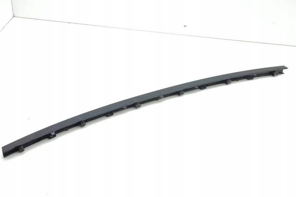 фото №16, Правая молдинг заднего бампера land rover range rover evoque l538