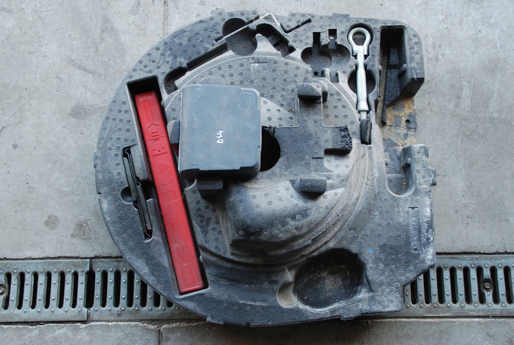 фото №1, Citroen ds4 c4 набор ремонтный пенополистирол