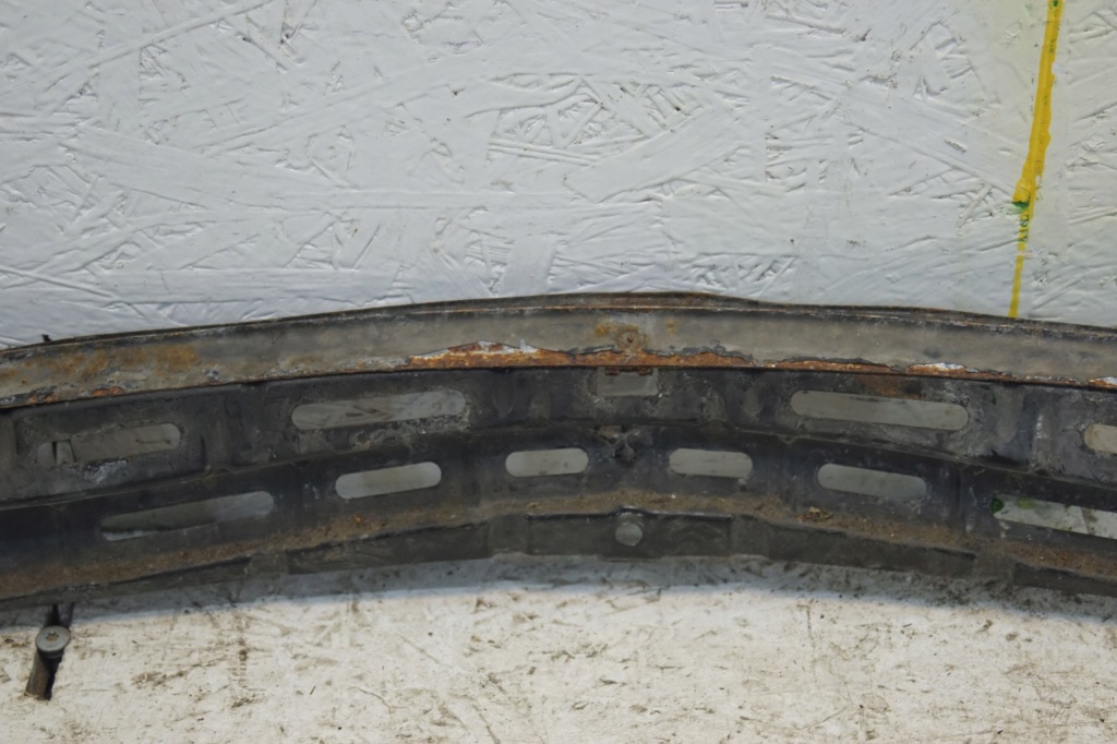 Купить Направляющая бампера задний  porsche boxster 986