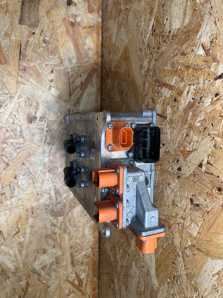 фото №11, Зарядний пристрій акумулятор vw audi a3 golf 5qe915682af