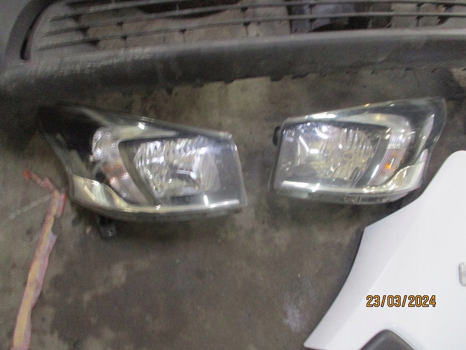 фото №4, Opel vivaro b trafic iii капот бампер лампа крыло pas перед l474