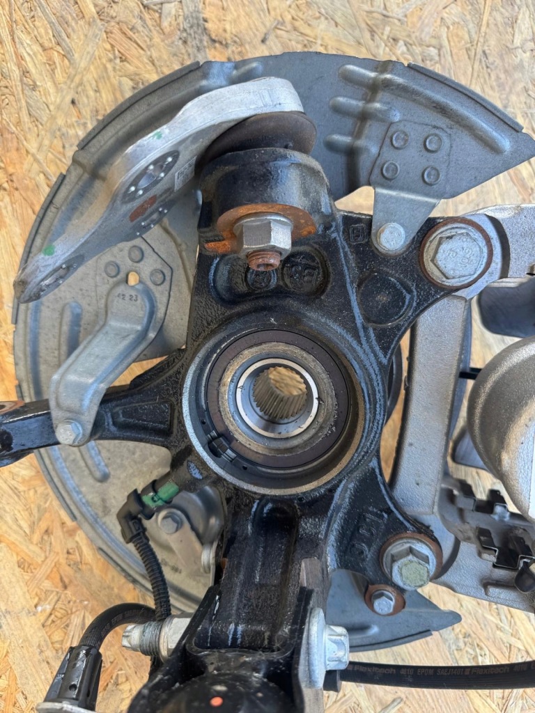 Peugeot e-408 408 ii p54 электрик амортизационная стойка правый в Украине