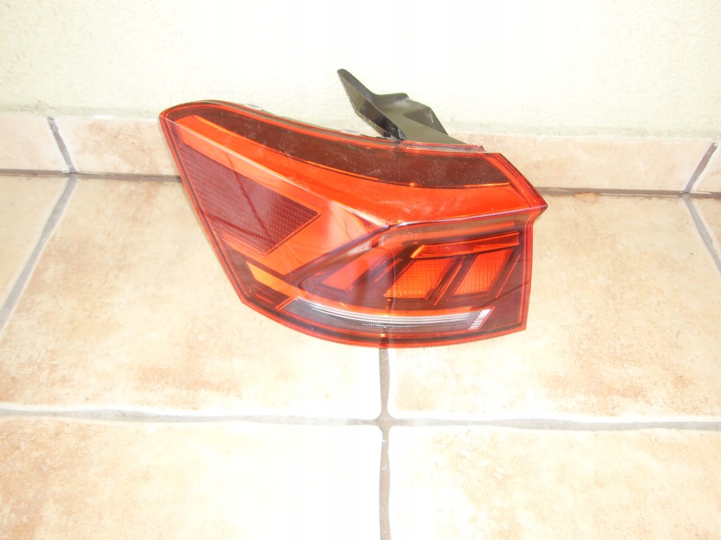 фото №1, Volkswagen vw t-roc лампа задня ліва