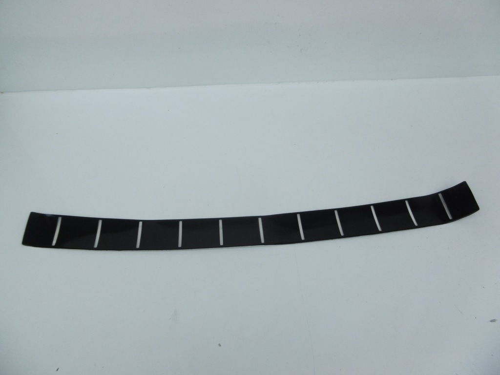 фото №1, Накладка наклейка бампера задняя lift volvo v70 iii