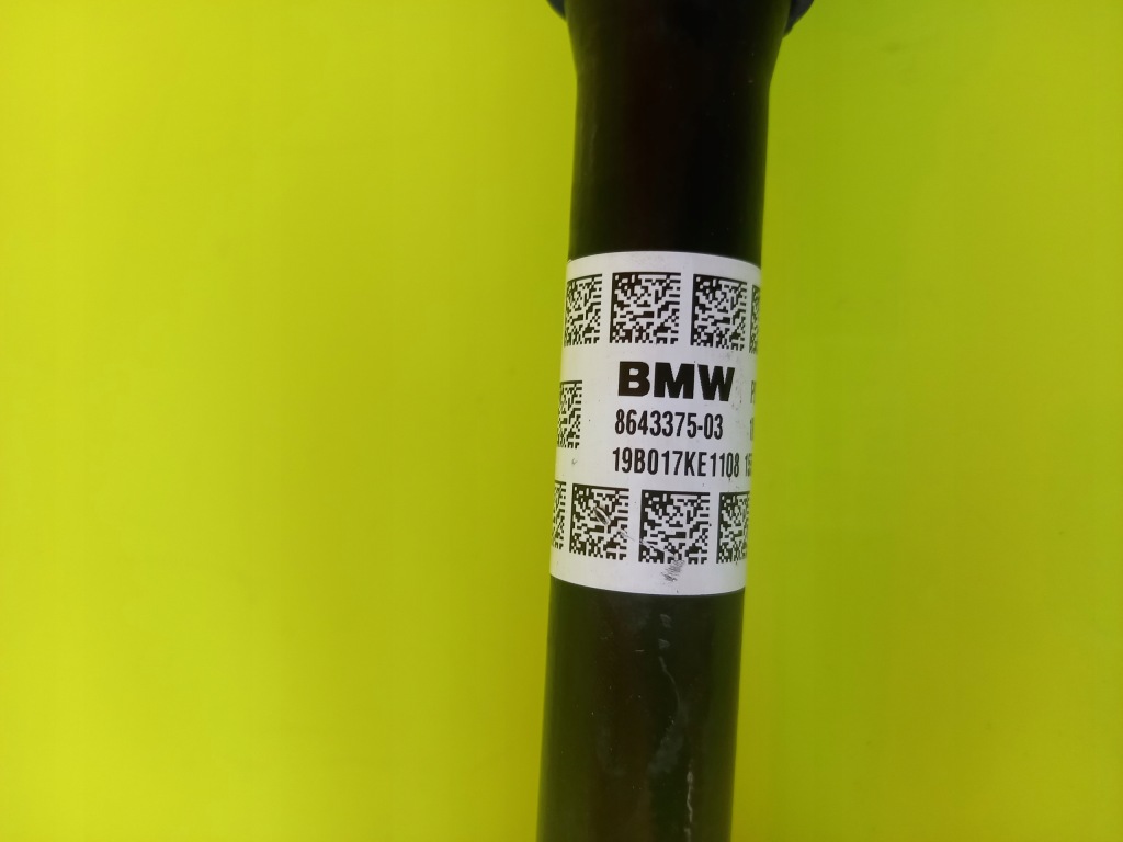 Привідний вал ліва 2.0 b 8643375 bmw x1 f48 18r Оригінал