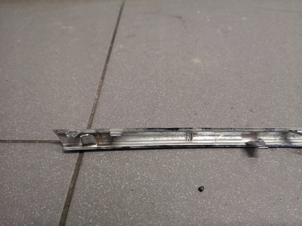 фото №6, Молдинг хром бампера mercedes e klasa w 207 a2078880685