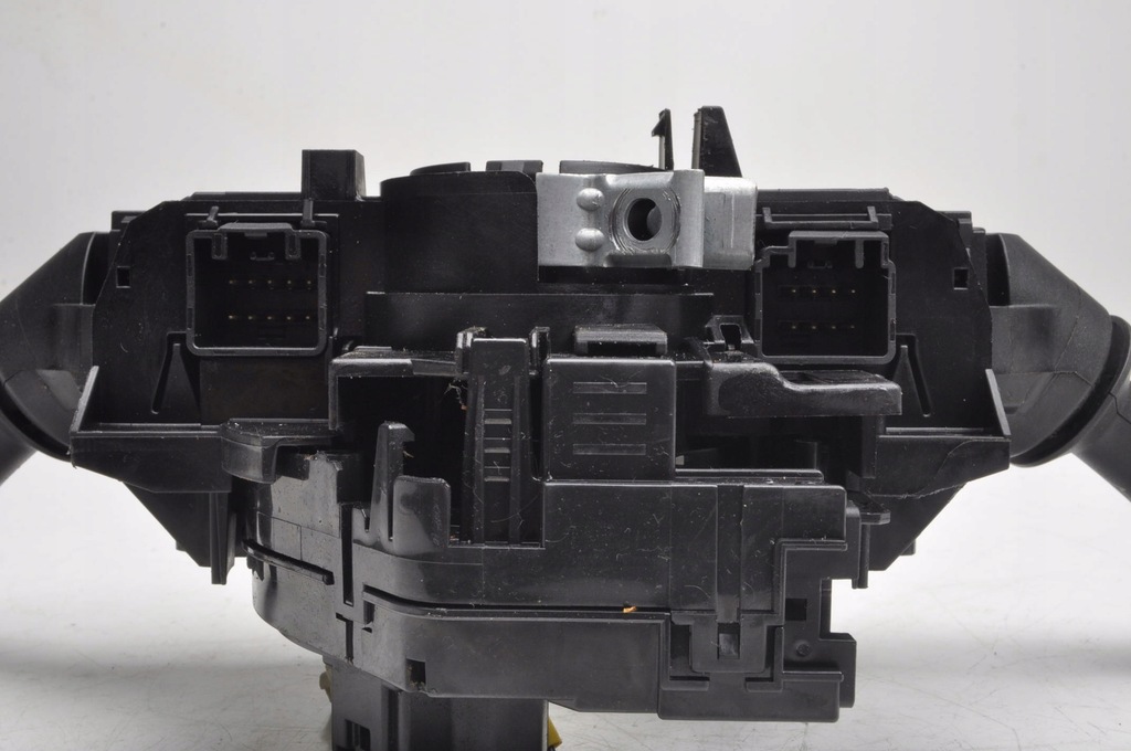 фото №10, Ford fiesta mk7 переключатель комбинированный