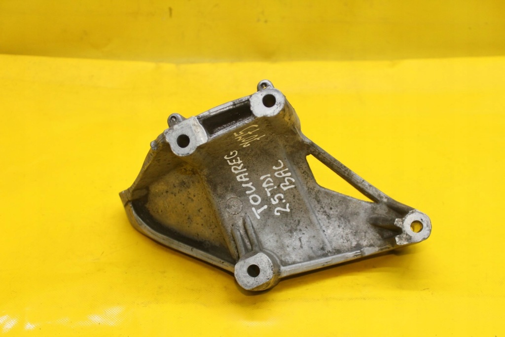 фото №7, Кронштейн двигателя touareg 2.5 tdi 070199307a