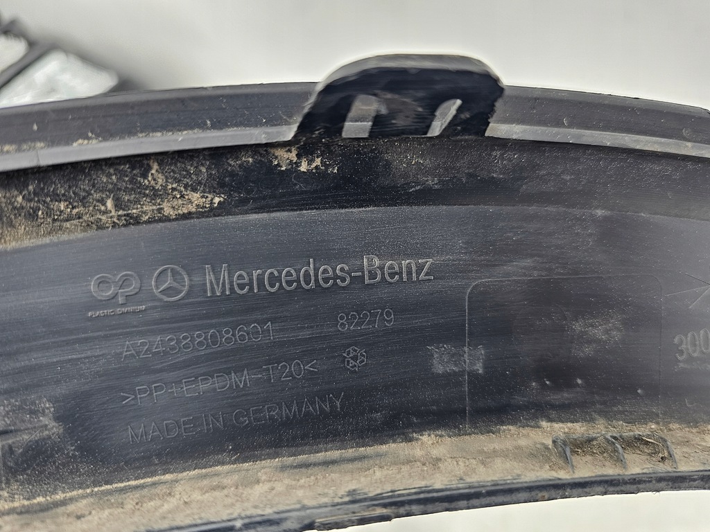 фото №12, Молдинг na крила mercedes eqb w243 243 x243 2021 - правий перед передня