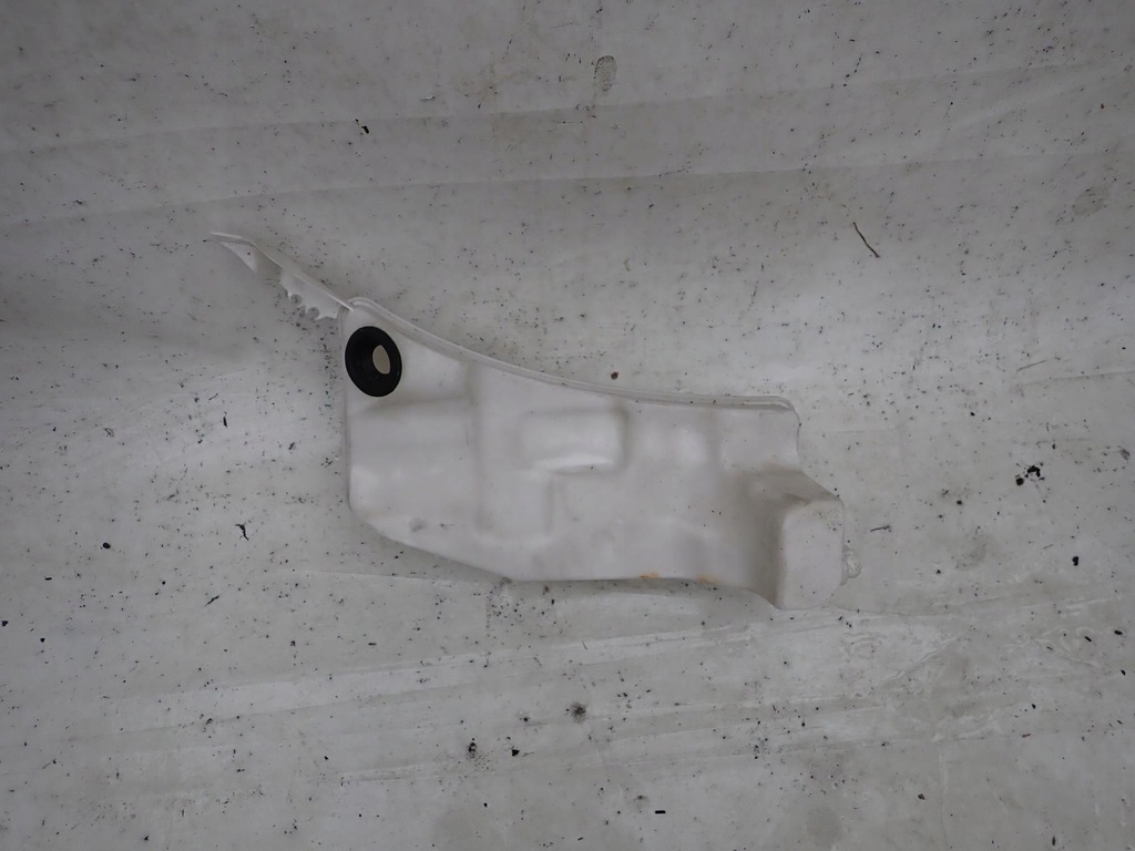 фото №1, Renault clio iv 4 12-19 бак омывателя