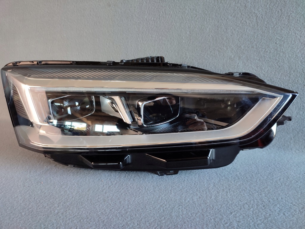 Купити Audi a5 8w6 фара правий przenia перед full led 8w6941034d
