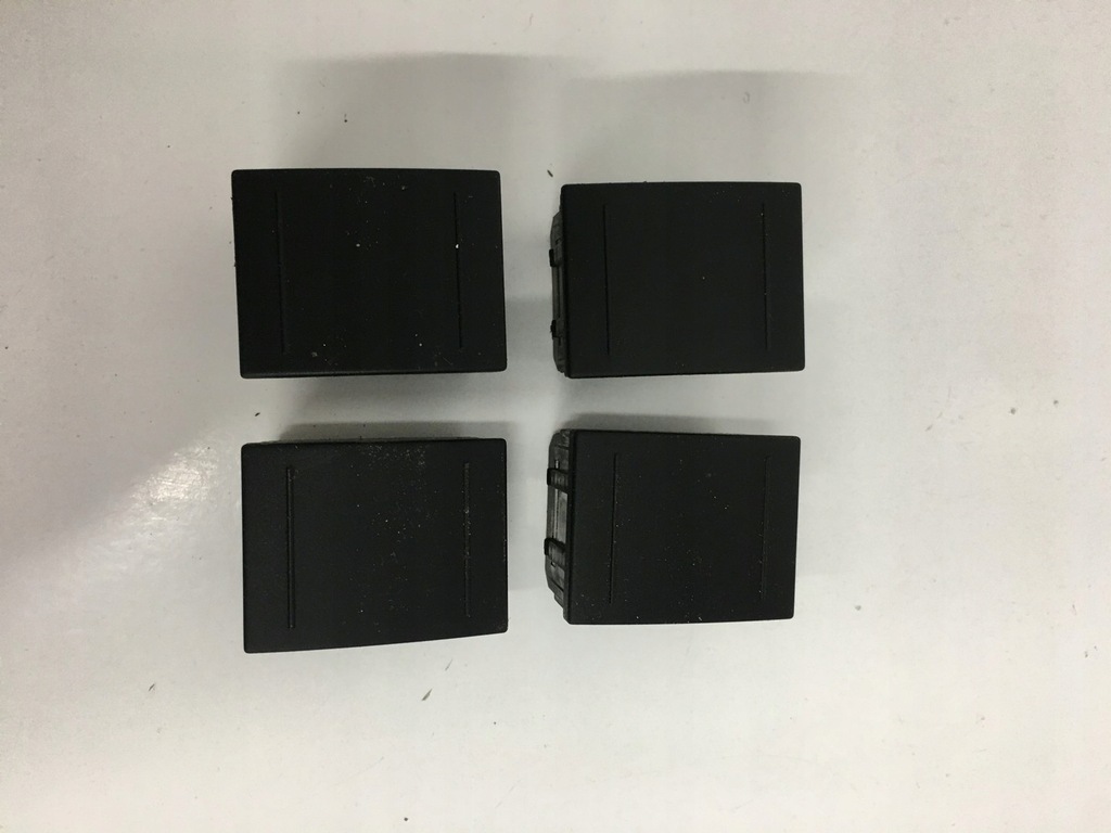 фото №16, Polo n9 заглушка выключателя консоли 6q0959623