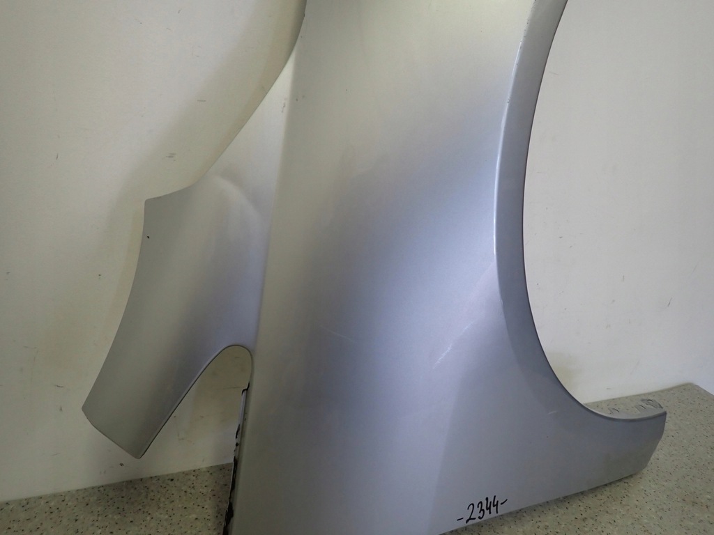 фото №11, Mitsubishi grandis 04-11 крила передній правий