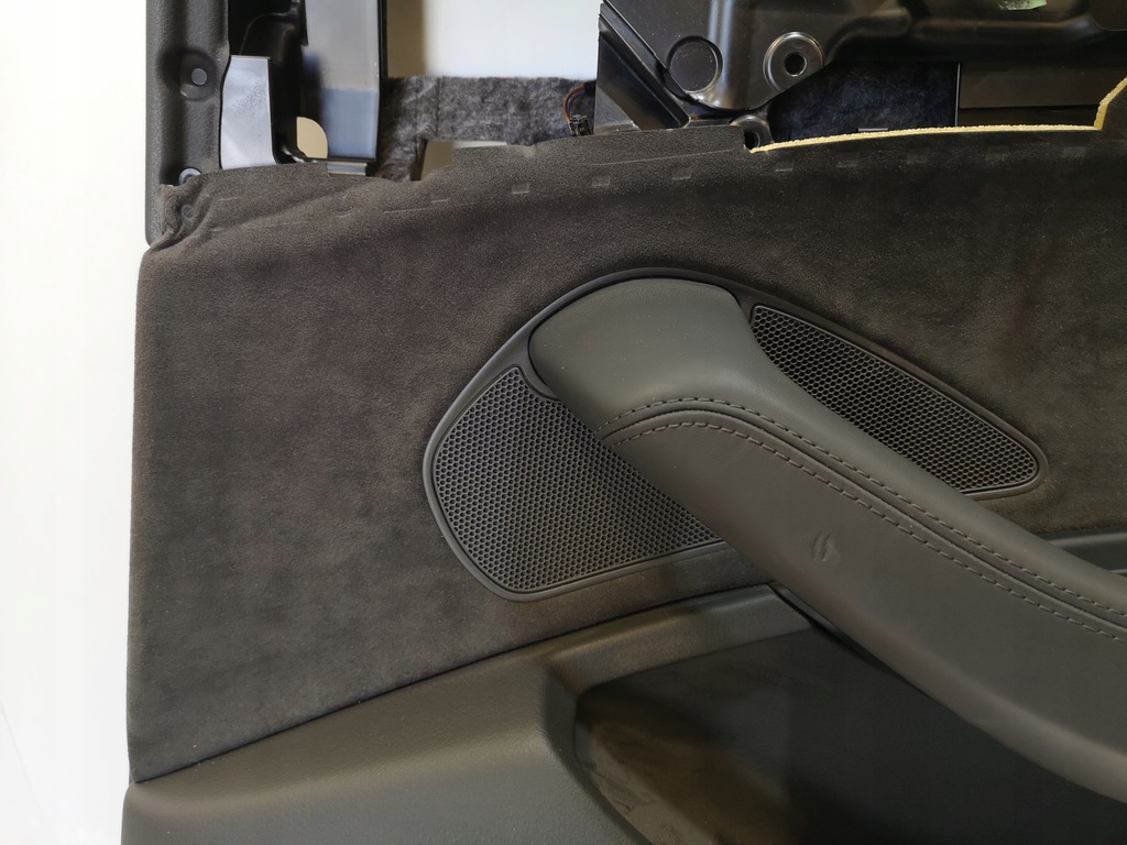 фото №4, Обшивка дверь правый задняя audi a8 d4