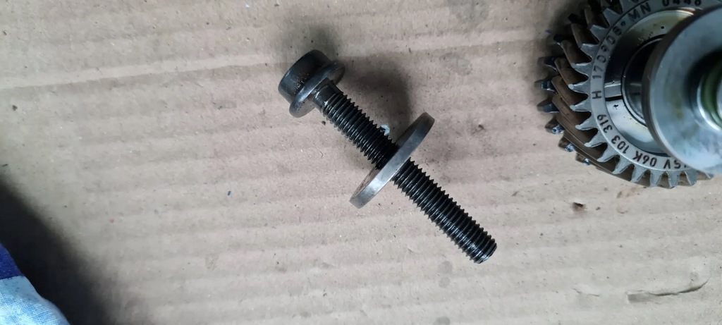 фото №10, A5 8w колесо зубчатое распределительного вала 2.0 tfsi 06k103319h a4 b9 8w q5