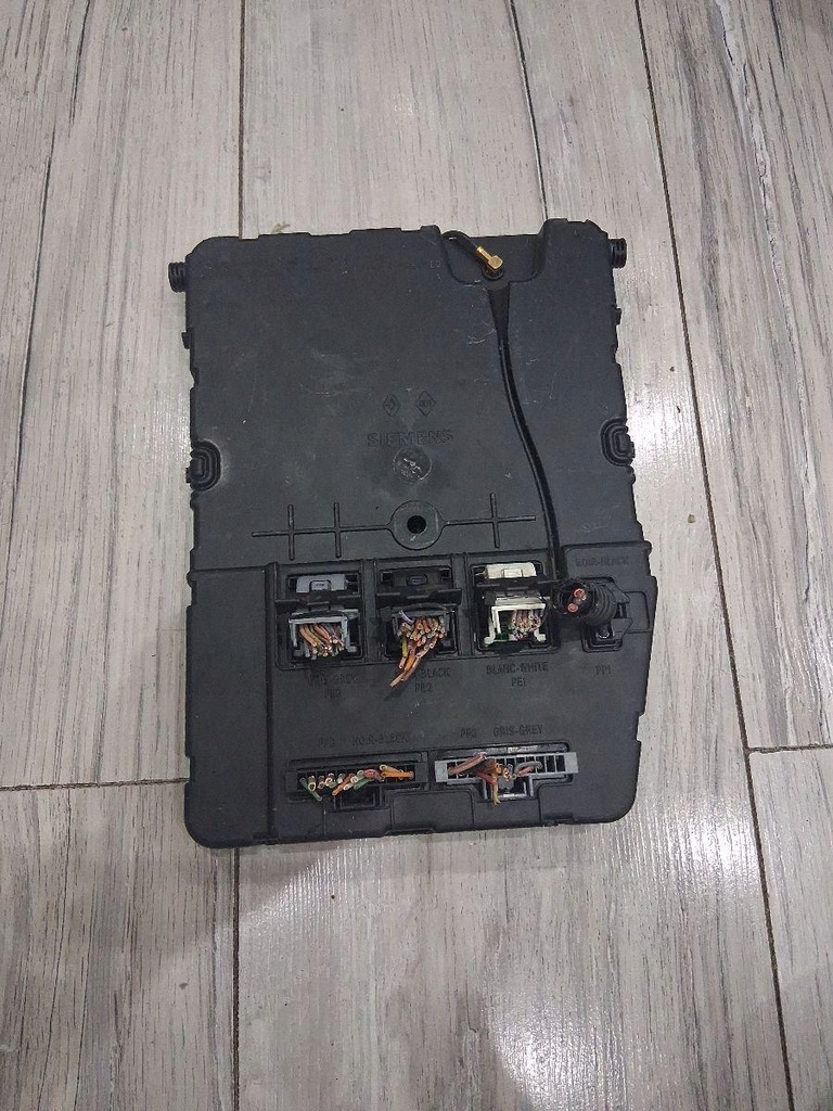 фото №1, Модуль комфорта uch n3 renault scenic ii 8200606831