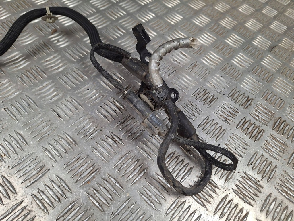 Купить Форсунка ds automobiles 3 crossback 9813930180