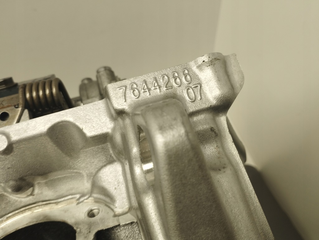 фото №15, Bmw оригинальный номер 1' f20 340i головка валы b58b30a 7644266