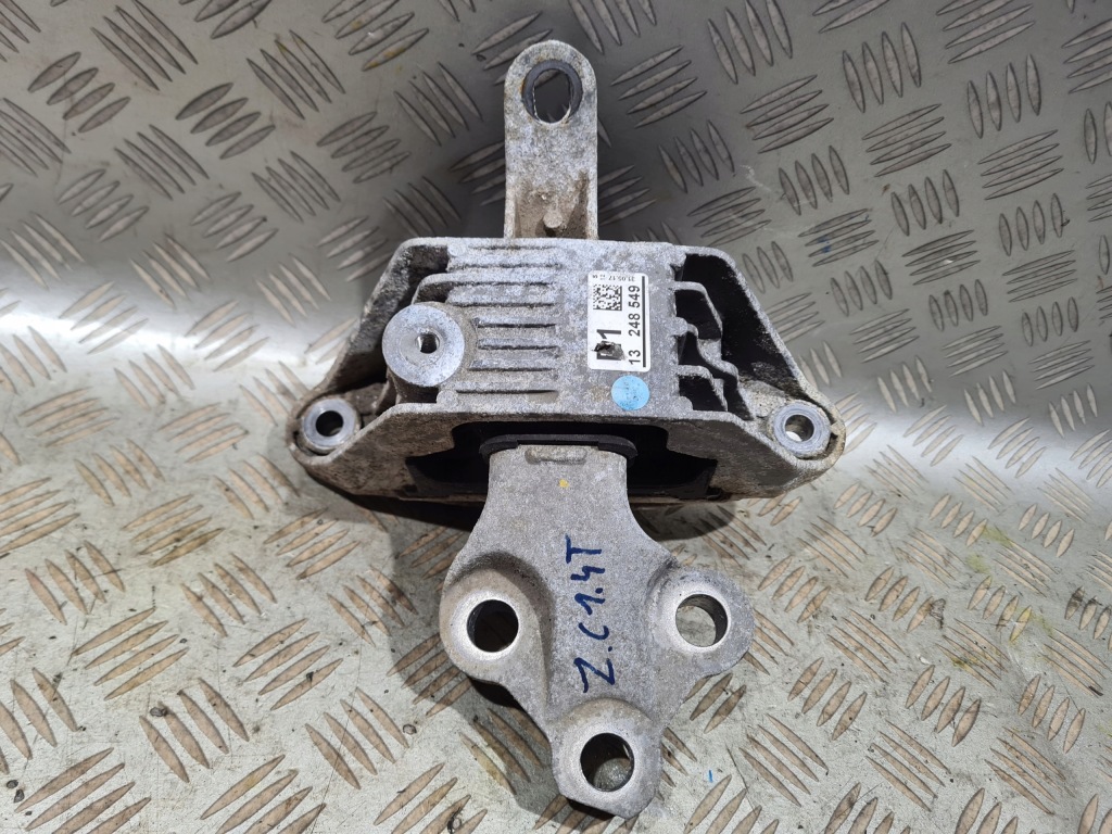 фото №1, Кронштейн подушка двигателя opel astra j 1.4 turbo