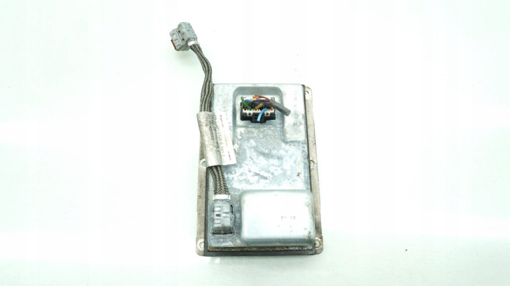 фото №1, Saab 9-5 95 перетворювач світла 73010137n