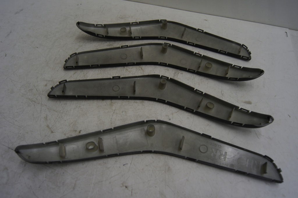 фото №9, Kuga mk1 декоры дверь dekor