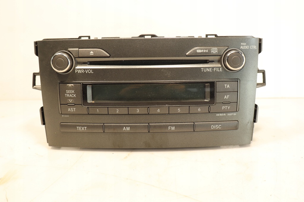 фото №1, Радио toyota auris i