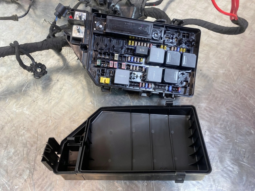 2023 polestar 2 жгут двигателя 672256542 Доставка