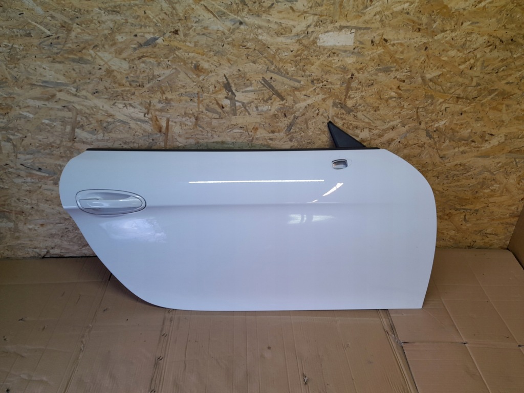 Купити Двері праві перед porsche boxter 981