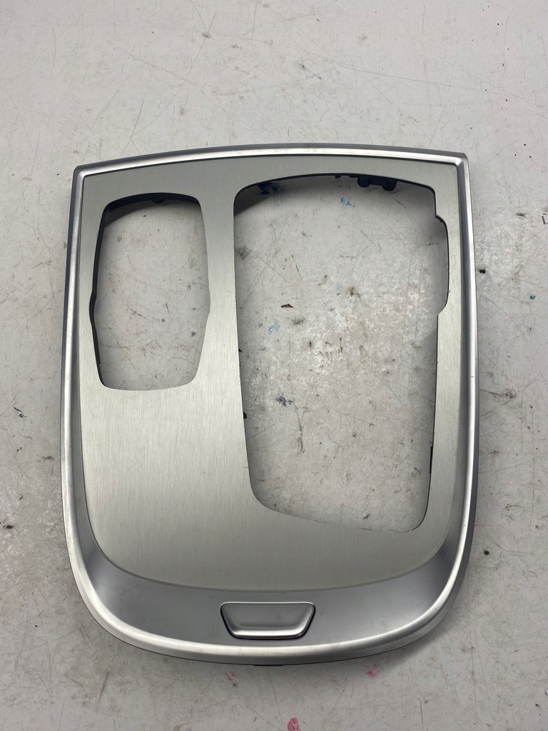 фото №1, Bmw 7 g11 g12 рамка i drive 9304419