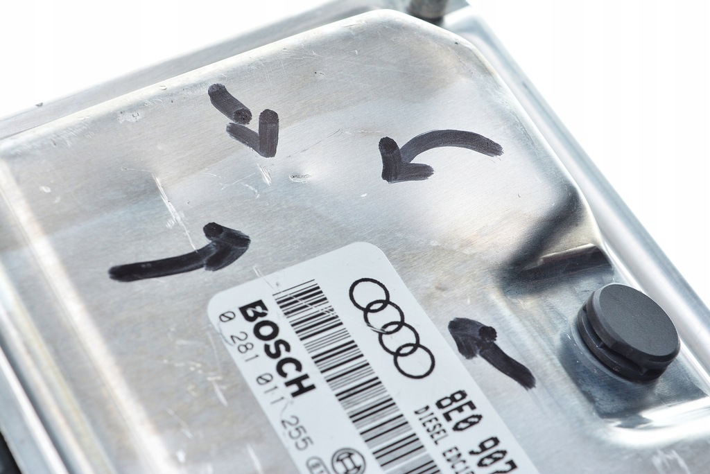 фото №6, Бортовий комп'ютер audi a6 c5 2.5 8e0907401m 0281011255 опис