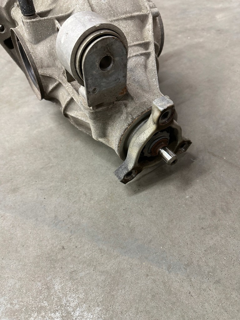 фото №5, Міст диференціал задня задній mercedes w205 2133505200