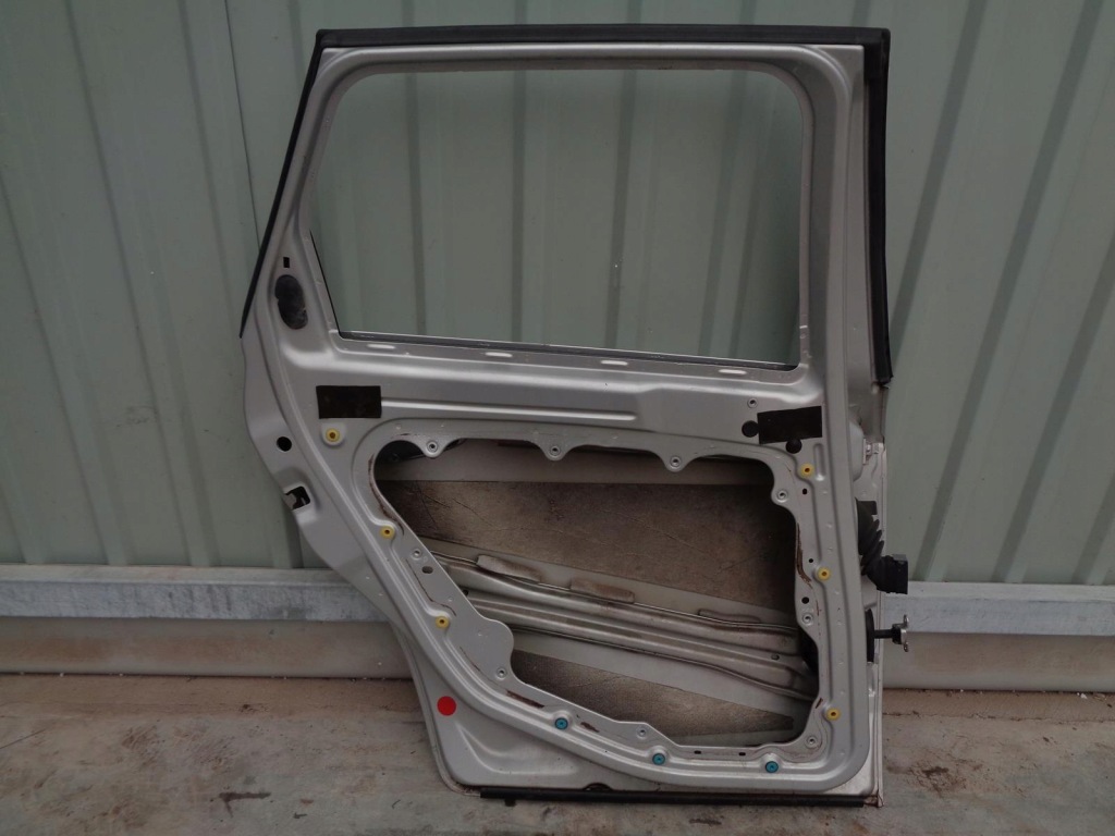 фото №12, Дверь alfa romeo 159 kombi левая задние kod 565/a