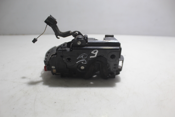 фото №1, Замок правый перед дверь skoda roomster lift