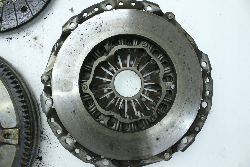 фото №9, Зчеплення диск притиск колесо двомасовий bmw e39 e46 3.0 d