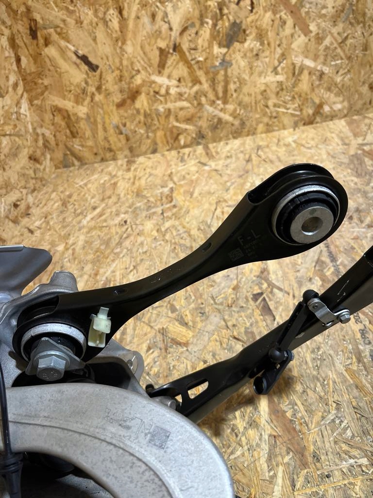 фото №7, Підвіска задня ліва поворотний кулак ступиця важелі привідний вал bmw x3 g01 x4 24r 5km