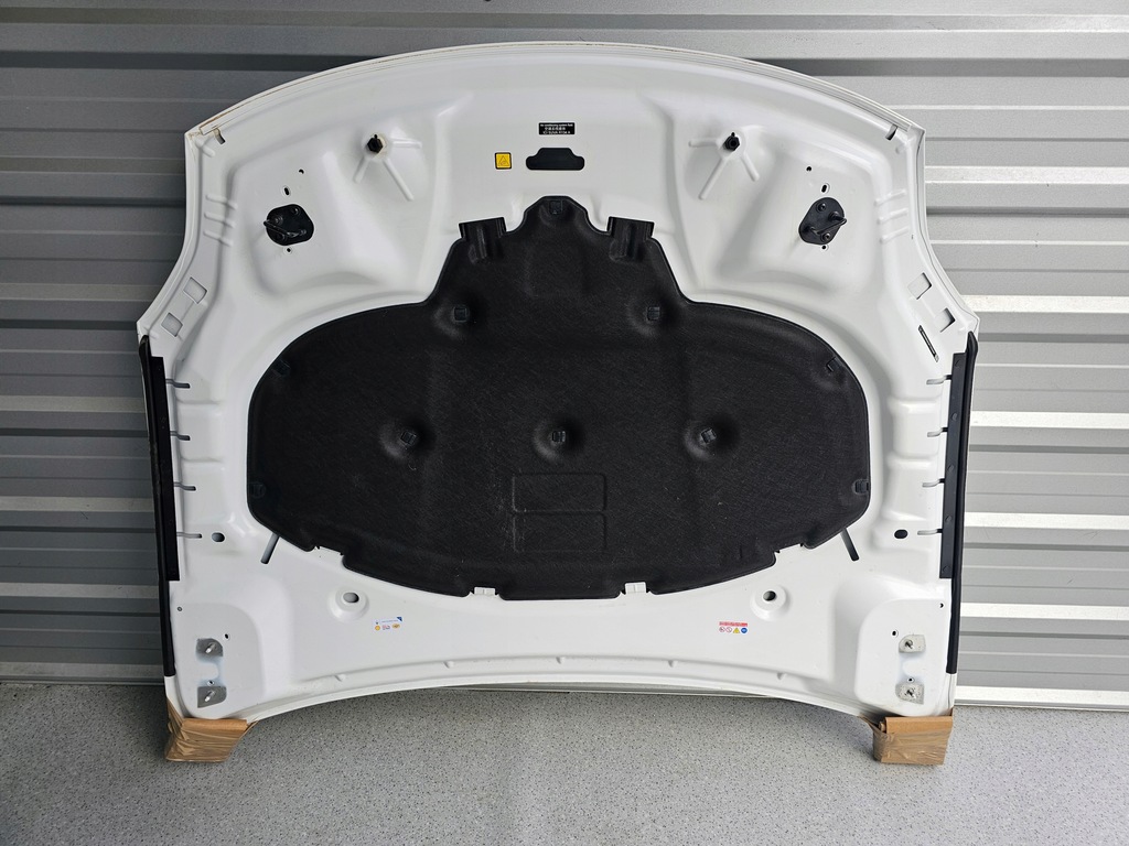 фото №6, Maserati grecale перед kompletny капот бампер full led крила колір