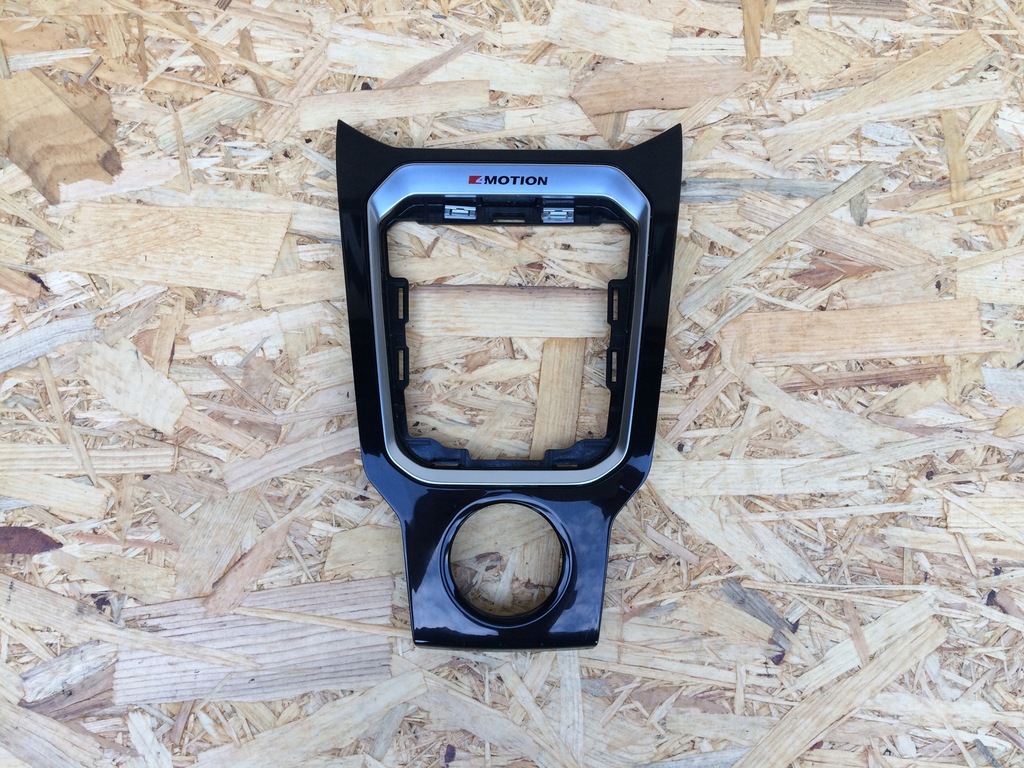 фото №1, Рамка защита домкрата vw t-roc 2ga 2ga711456a