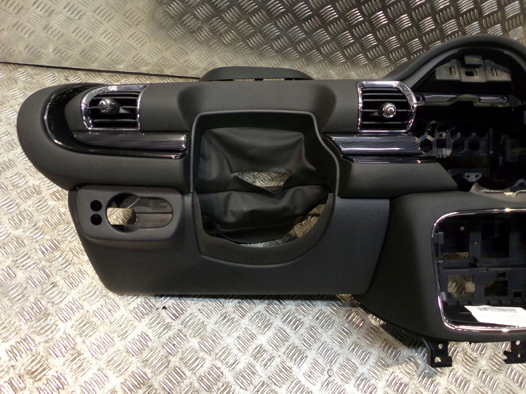 фото №10, Mini f54 clubman приборная панель приборная консоль hud org