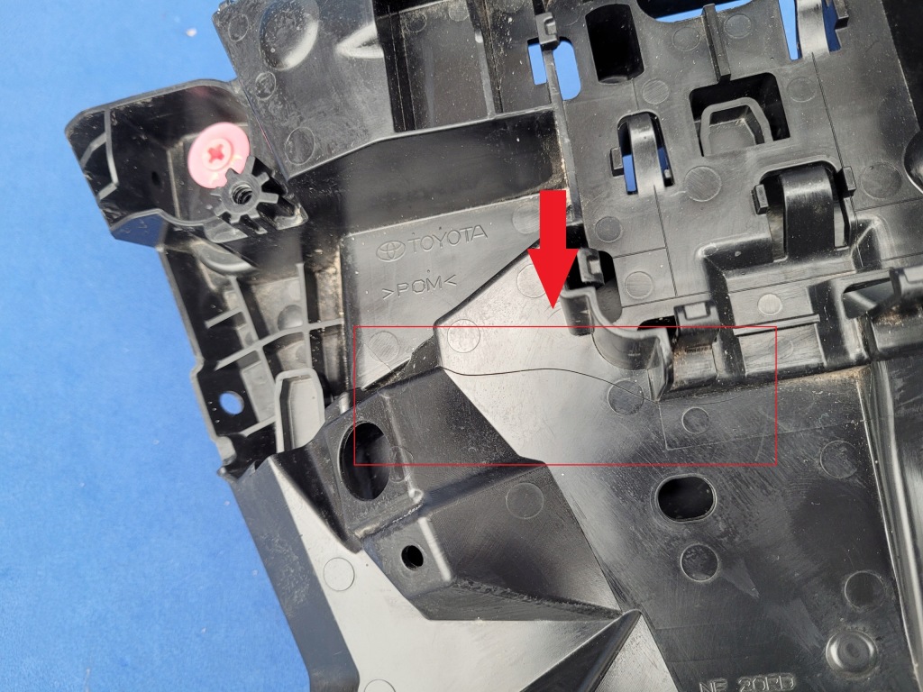 Toyota land cruiser 250 2024- 24- правый направляющая бампера перед 52535-60030 Киев