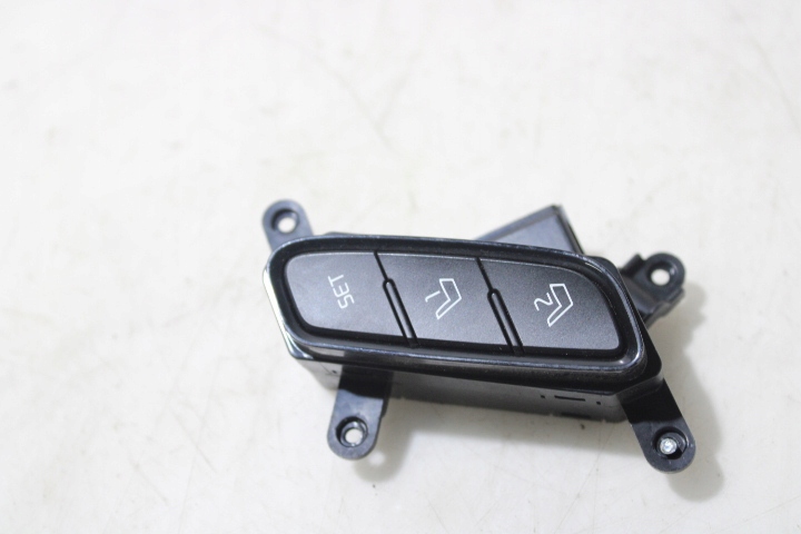 фото №1, Панель подогрев сидений kia optima iv sw