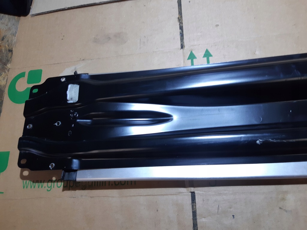 фото №7, Audi q7 4l шторка защита панорамы 4l0877307d