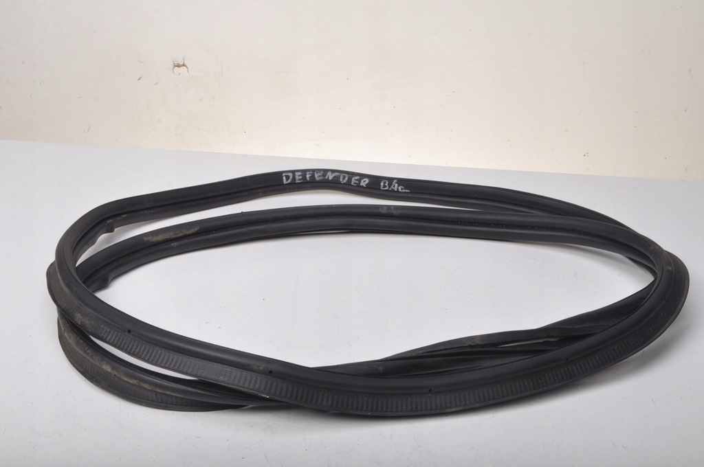 фото №1, Defender l663 прокладка кришки багажника 21r