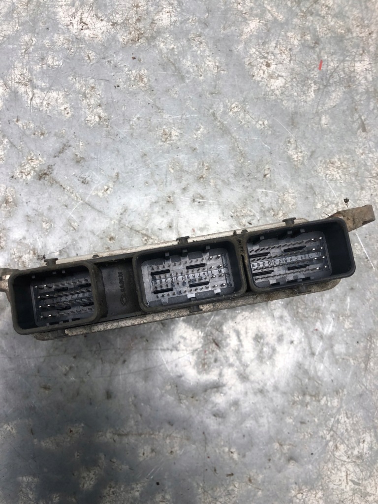 фото №3, Бортовой компьютер двигателя renault modus 8200376474