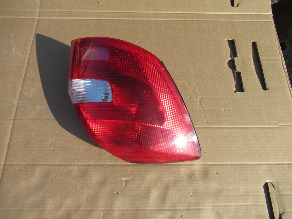 фото №1, Лампа задняя левая skoda fabia ii lift
