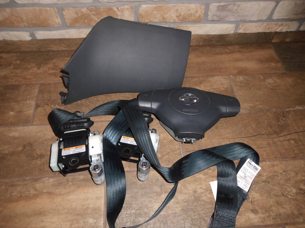 фото №1, Nissan pixo 2 x подушка безопасности + 2 x pas