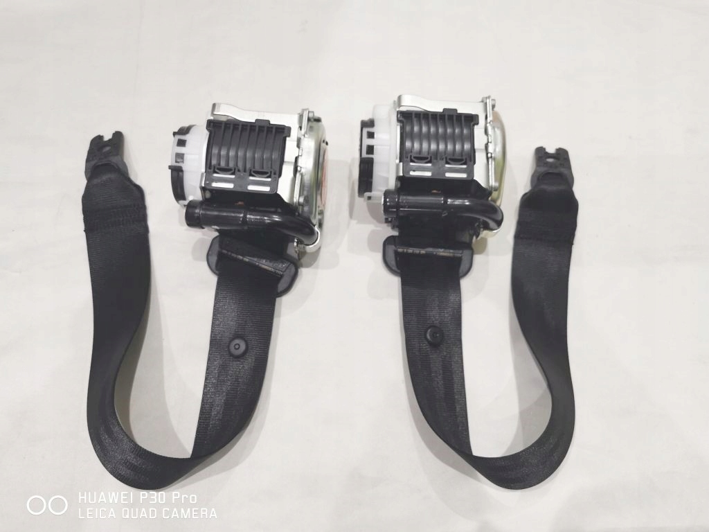 фото №1, Audi q8 4m8 - задние ремни