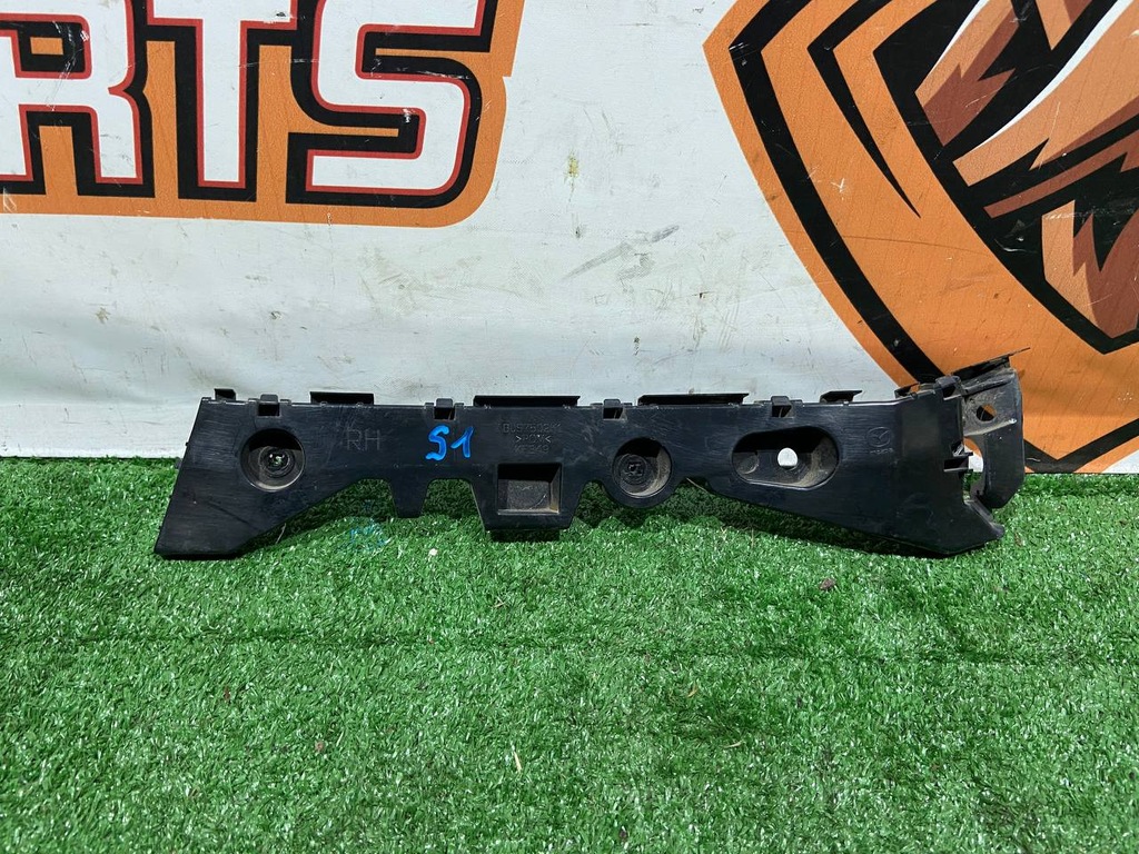 фото №1, Напрямна кронштейн бампера правий задня mazd bjs7502h1b