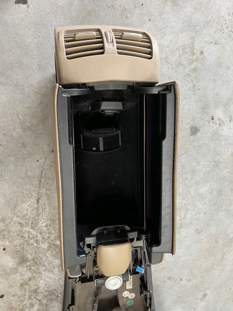 фото №8, Туннель средний, бардачок mercedes e klasa w212